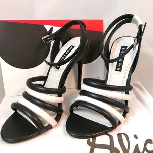 Alice+Olivia black/white Thalia sandals sz 8